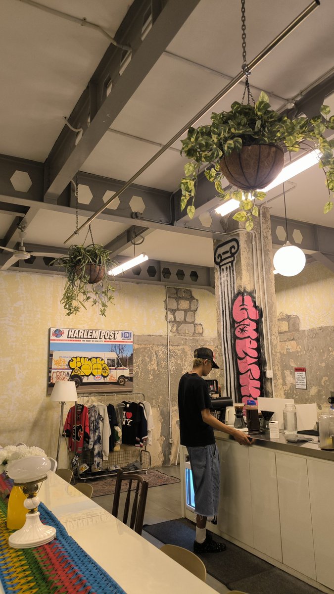 dim (@w0nderfvck) on Twitter photo 