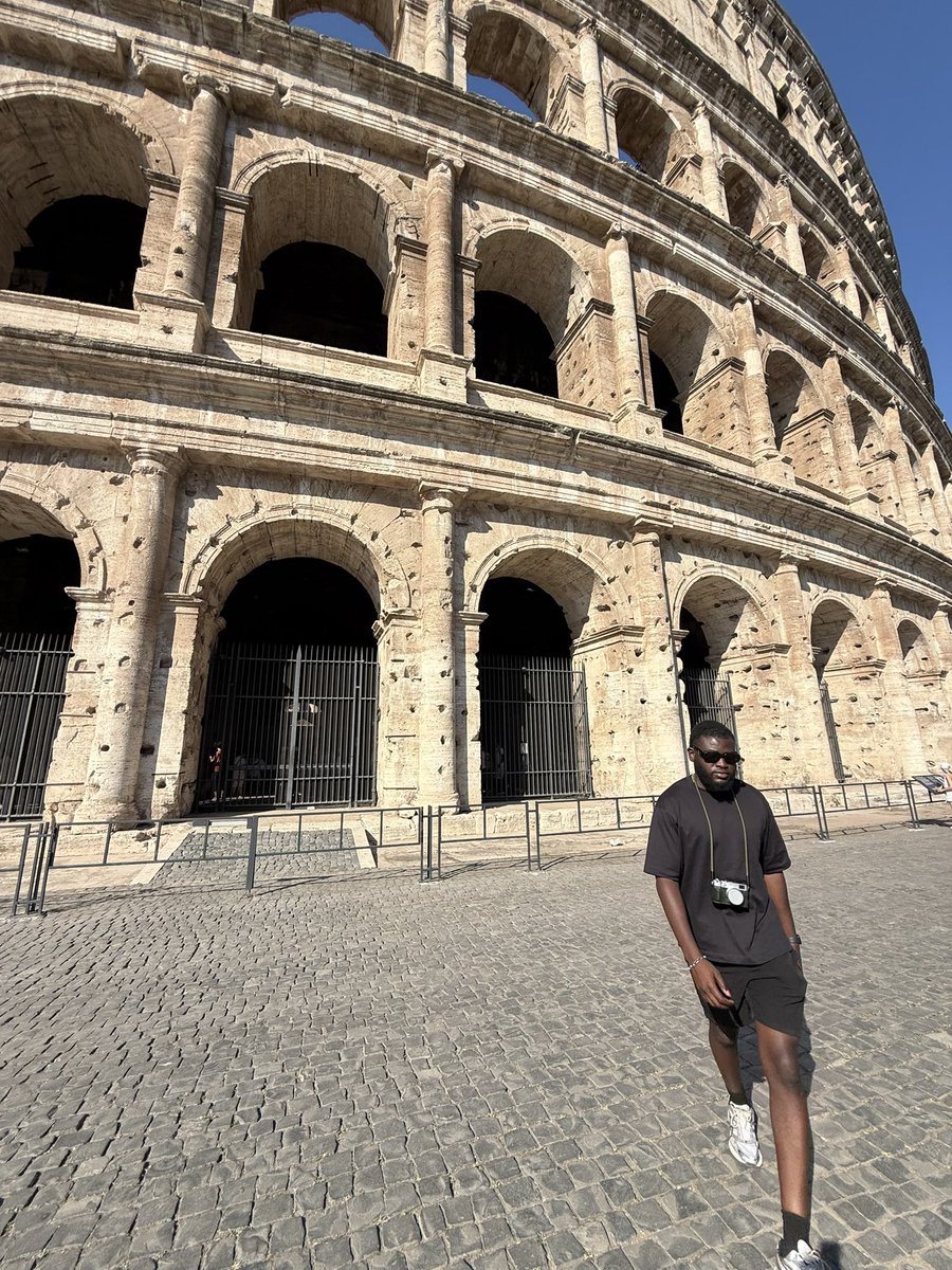 sarx 🕊️ tweet media