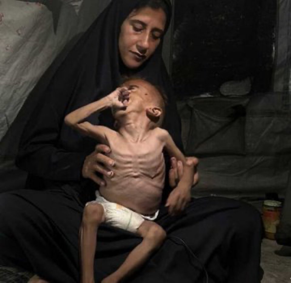 عربية الهوى (@arisaqz1) on Twitter photo If you’re scrolling, PLEASE leave a dot. If you’re scrolling, PLEASE leave a dot.