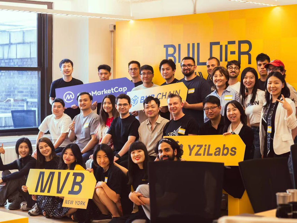 AssetoFinance's tweet image. On the #InsideMVB stage, every Builder is rehearsing their own script 🎭
Asseto’s role? Turning #RWA from background props into the main character. 🌟