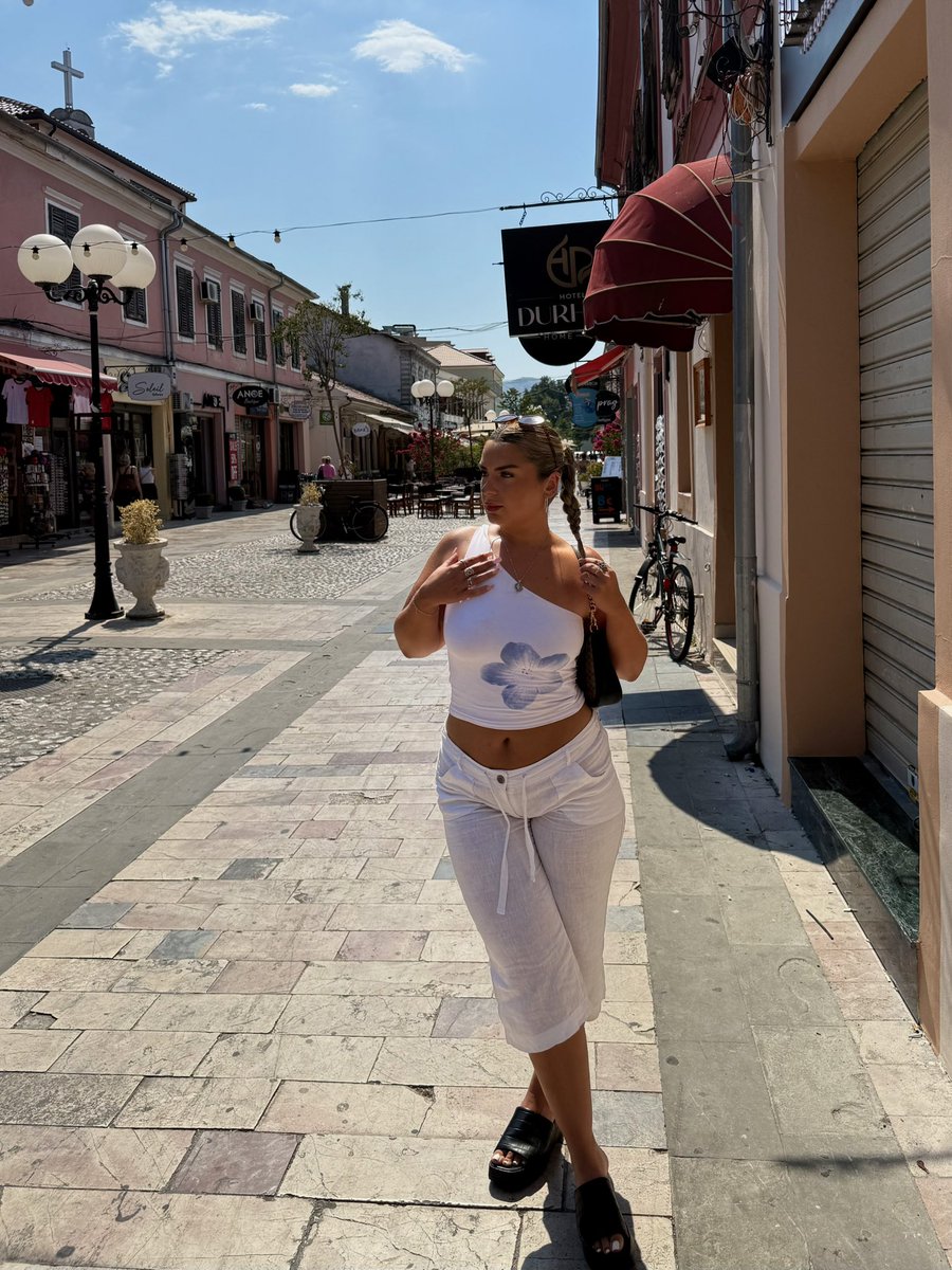 deborahdea_'s tweet photo. Shkodër 🇦🇱 https://t.co/uzCXXm9PO6