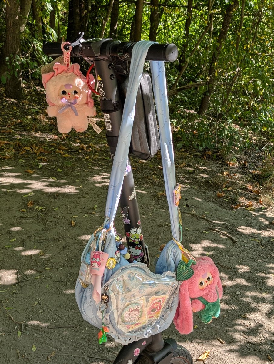 Nullpamine's tweet image. Went back to the store and got two more BB3 
I'm beyond excited since these two are in my top 5! 
They sadly got the exact same face Variants but nothing a lil customizing won't fix!