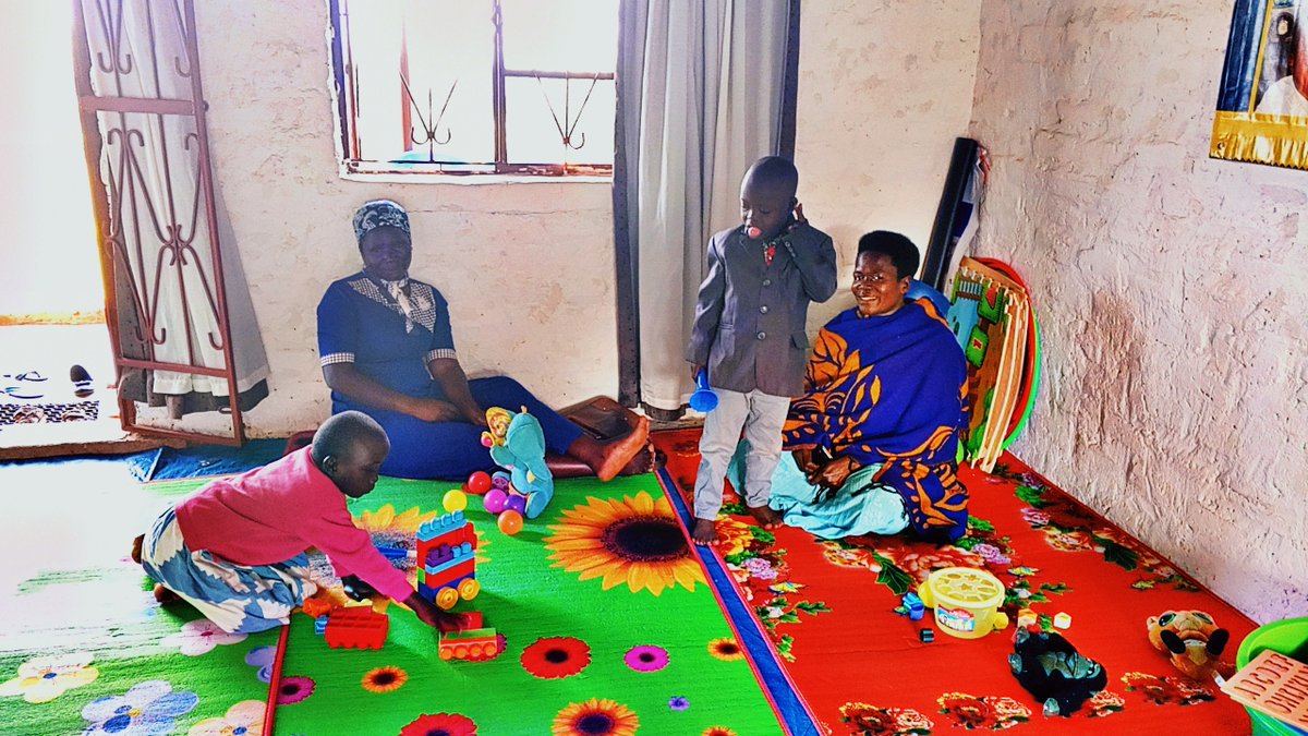 Children with Down Syndrome may show:
Delayed speech | Low muscle tone | Learning difficulties
That’s why Speech Therapy is key! 💙
📢 To our members in Masindi: Join us for our Monthly Speech Therapy Session
📍 Masindi Hospital
📅 23 Aug 25
📞 Contact: 0770443947
#Downsyndrome