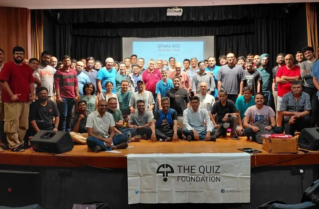 The big fat family photo at the end of QFIesta 2025!

Thanks <a href="/ottplayapp/">OTTplay</a> for your support in making the event happen!