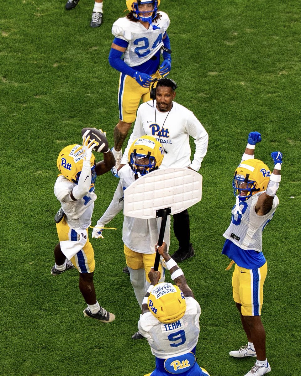 Coach Collins tweet media