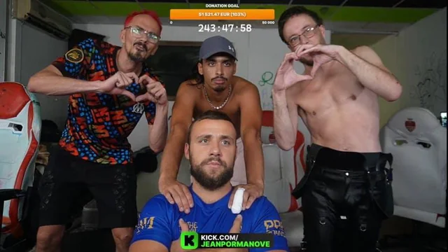 French streamer Jean Pormanove (aka Raphael Graven, pictured left) died while streaming on Kick.

While the cause of death is not known at this time, their stream often involved extreme challenges, humiliation, and physical violence.  

leparisien.fr/faits-divers/e… via La Parisien