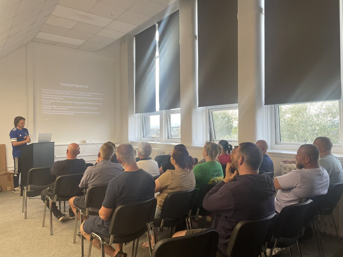 GCFCFoundation's tweet image. Last night we held our first Performance Parenting Workshop of Season 25/26 which involved:

🔸An opportunity for parents to provide feedback
🔸25/26 programme 
🔸IDP launch/Review
🔸Code of Conduct 
🔸Expectations

It was great to have @michaelm_1978 along for the night 👏🏼