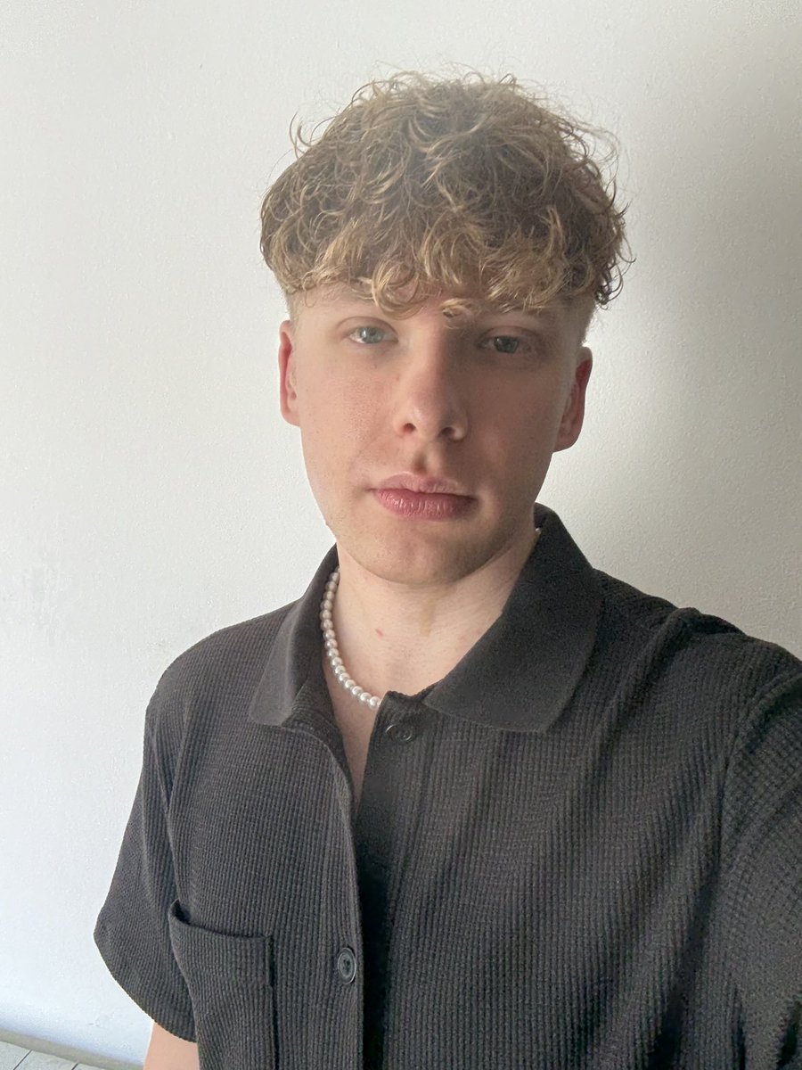 🤓