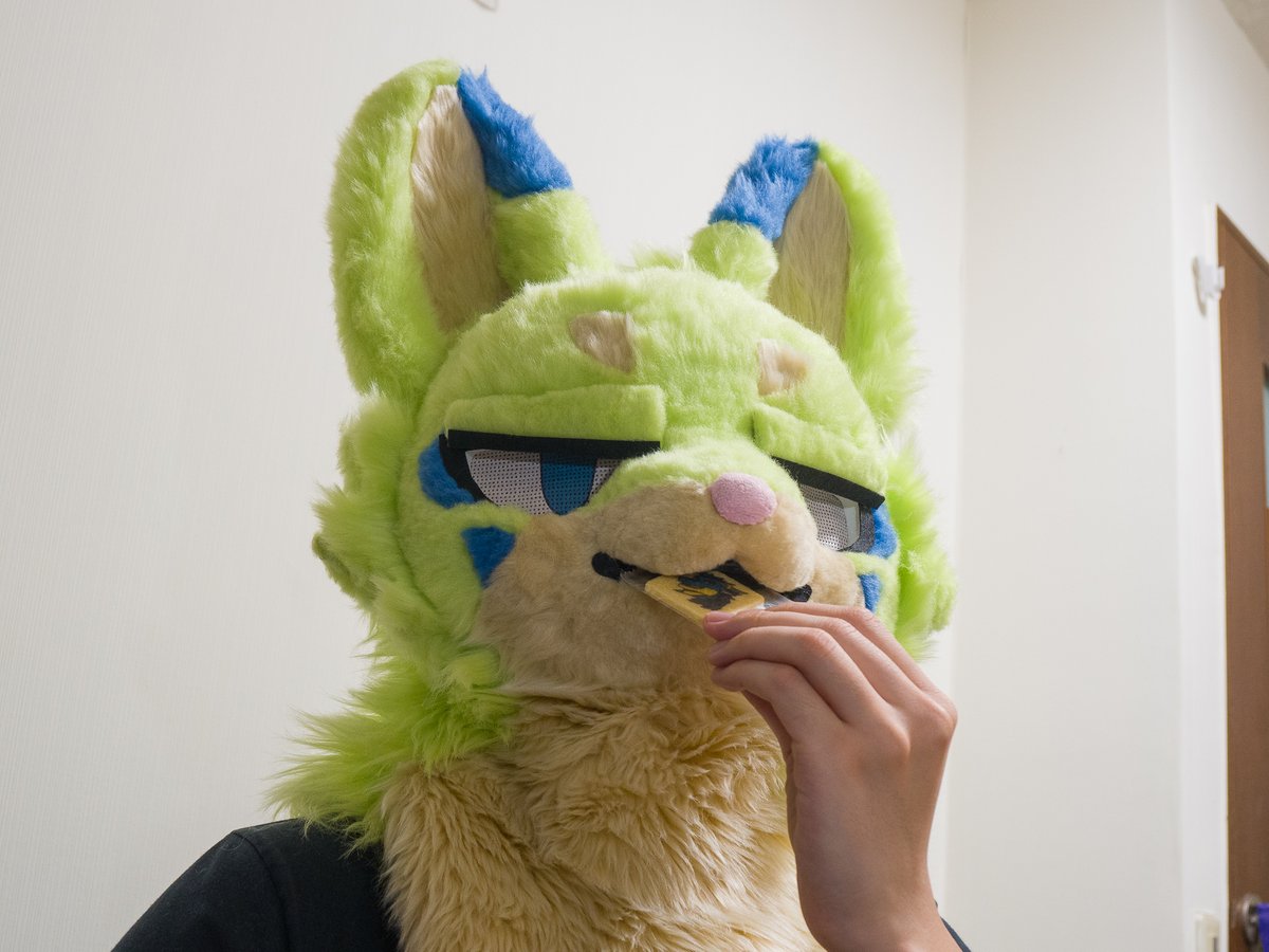 <a href="/LamIan7044/">藍琰 LamIan</a> 啊哈生日快樂 (吃掉

#HBDLamian 
#焰虎叫我這麼做的
#焰虎是這一切的亂源