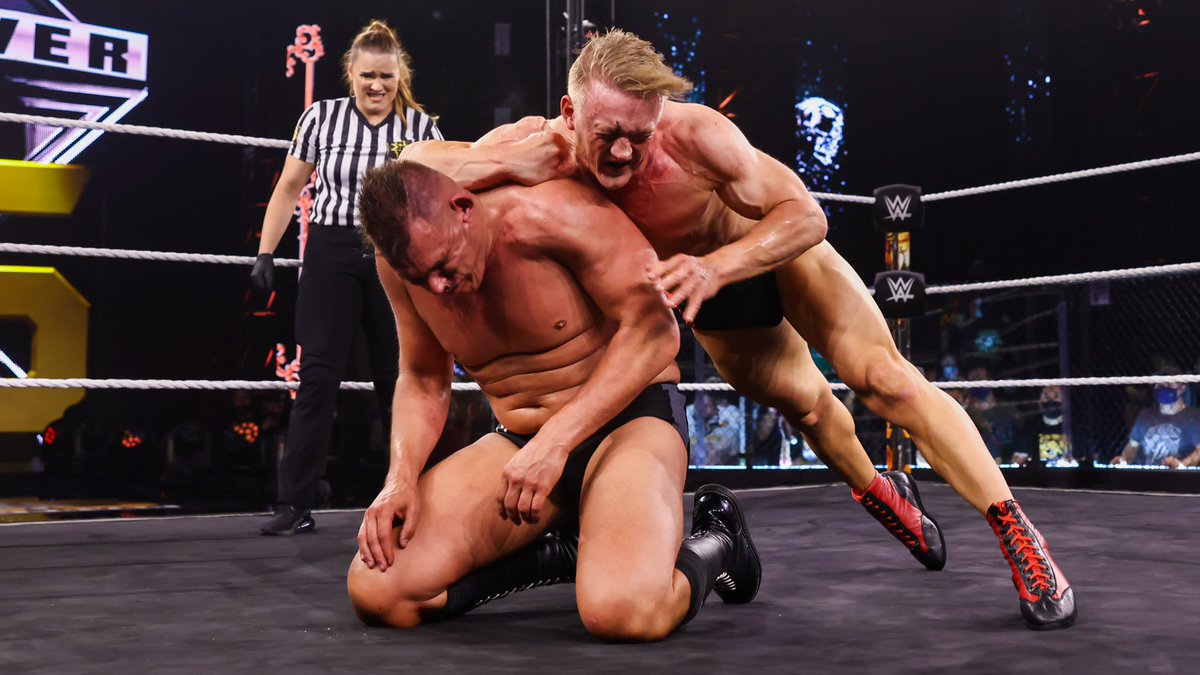 NXTUK_Legacy's tweet image. Aug. 22, 2021:

At the Capitol Wrestling Center, @UNBESIEGBAR_ZAR exorcised his demons by defeating @Gunther_AUT via submission during #NXTTakeover 36 to become the NEW #NXTUK Champion, ending The Ring General's record-setting 870 day reign.

📸 WWE

#AndNew | #WWENXT