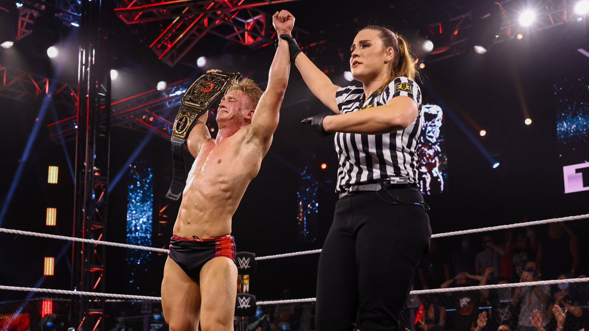 NXTUK_Legacy's tweet image. Aug. 22, 2021:

At the Capitol Wrestling Center, @UNBESIEGBAR_ZAR exorcised his demons by defeating @Gunther_AUT via submission during #NXTTakeover 36 to become the NEW #NXTUK Champion, ending The Ring General's record-setting 870 day reign.

📸 WWE

#AndNew | #WWENXT