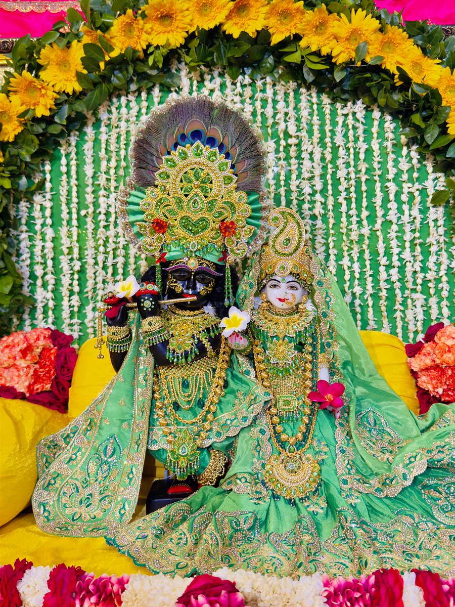 Bhajan Marg (@radhakelikunj) on Twitter photo рдкреВрдЬреНрдп рдкреНрд░реЗрдорд╛рдирдВрдж рдЬреА рдорд╣рд╛рд░рд╛рдЬ рдХреЗ рд▓рд╛рдбрд╝реАрд▓реЗ рдард╛рдХреБрд░ рд░рд╛рдзрд╛рдкрд┐рдп рдЬреВ рдорд╣рд╛рд░рд╛рдЬ рдкреВрдЬреНрдп рдкреНрд░реЗрдорд╛рдирдВрдж рдЬреА рдорд╣рд╛рд░рд╛рдЬ рдХреЗ рд▓рд╛рдбрд╝реАрд▓реЗ рдард╛рдХреБрд░ рд░рд╛рдзрд╛рдкрд┐рдп рдЬреВ рдорд╣рд╛рд░рд╛рдЬ