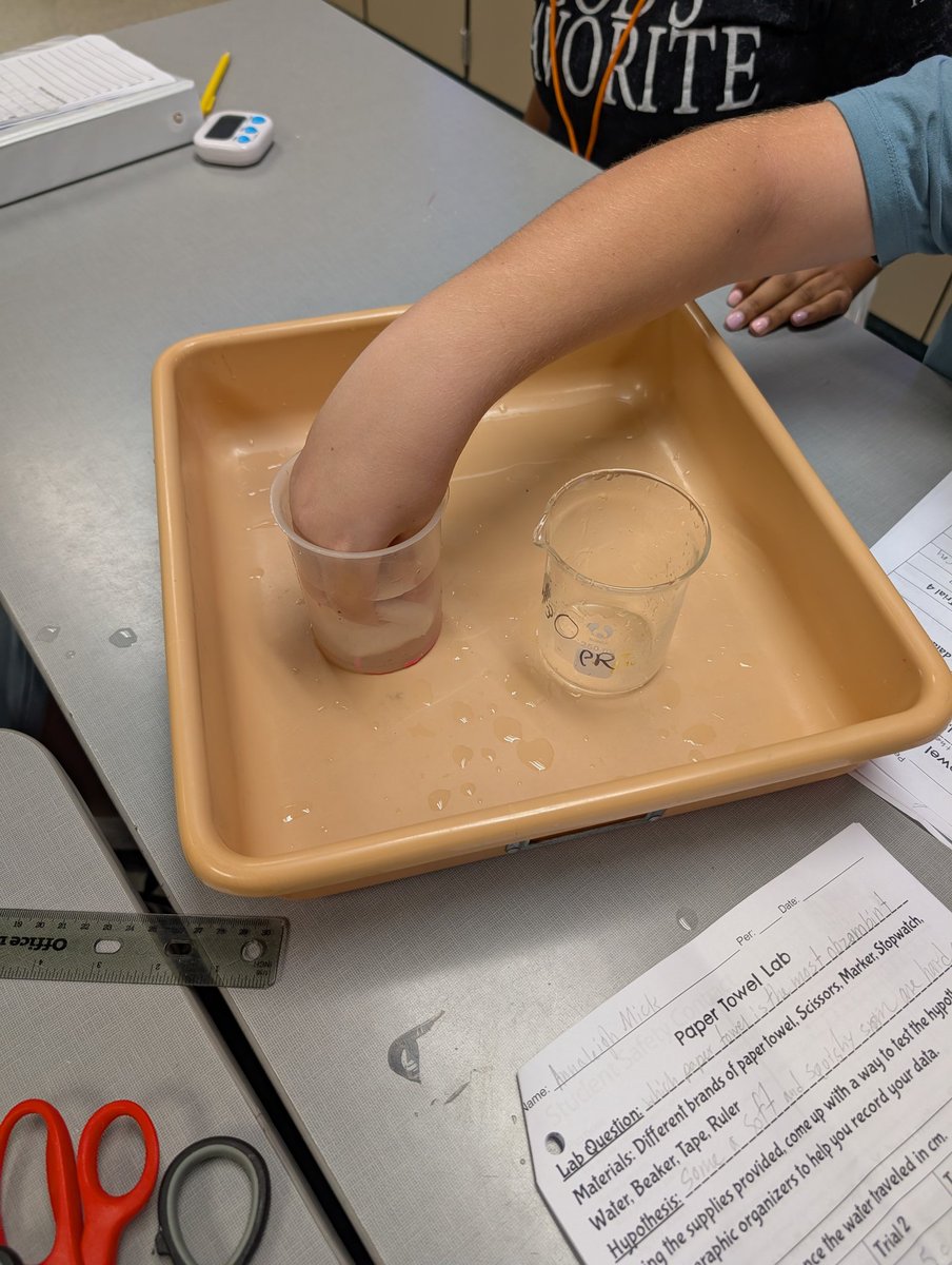 CoachGKite's tweet photo. Today in 7th Grade Science @HumbleISD_RMS, students are defining their own procedures for testing the absorbency of different brands of paper towels.

There have been some pretty creative methods employed! https://t.co/n6cvaQ102K