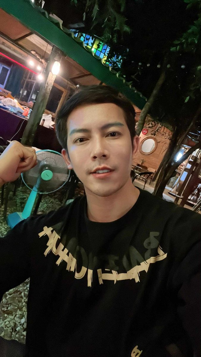 ชายแท้ tweet media