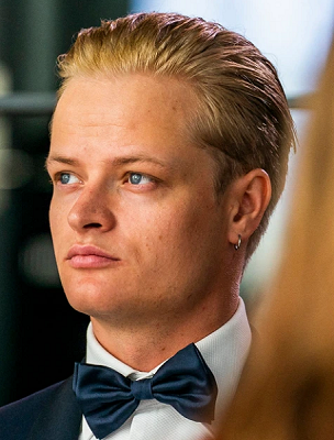 The eldest son of Norway's crown princess has been charged with several sexual offences. An overly confident Capricorn, his chart reflects a troubled childhood with multiple interlinked planets in early degrees – Saturn, Pluto, Mars, Venus, Uranus.
star4cast.com/norwegian-roya…
