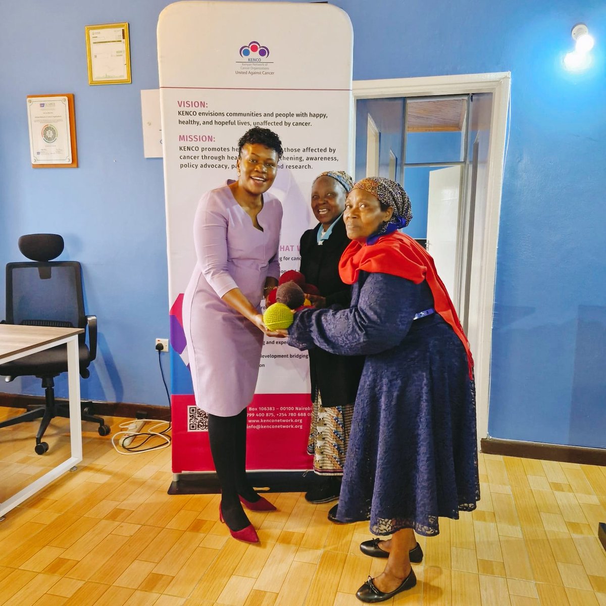 kenconetwork's tweet photo. KENCO remains committed to empowering members through sub-granting & partnerships. Today, we received 200 knitted breast prostheses from the Kiambu Cancer Support Group, made possible by #AFRON & funds from our Annual Dinner.
Restoring dignity๐ #scarstostars https://t.co/qlRnrH6rtc