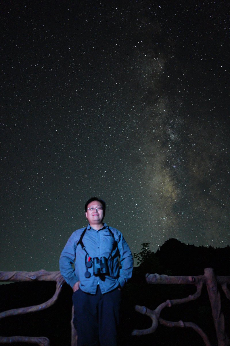 chuhongming's tweet photo. 往返9百多公里，和朋友们相聚三天，备忘备忘。#夜语星趴  #starparty https://t.co/7Y6rNwpnw0