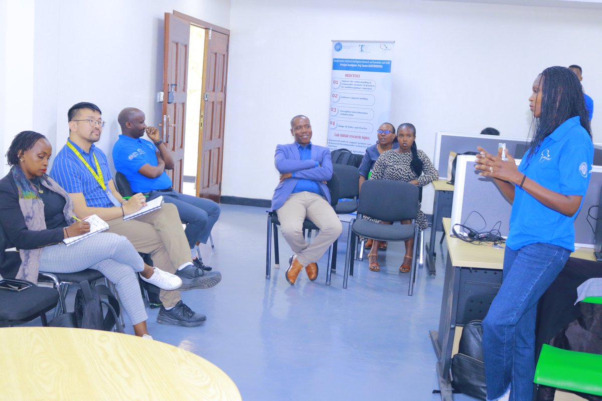 UR_TAIRI's tweet photo. Dr. Emmy Chirchir visited TAIRI Scholars today, engaging with our PhD and Masters students as they showcased their research projects and future innovations.@Uni_Rwanda @IDRC_CRDI https://t.co/cRyL6VF0w1