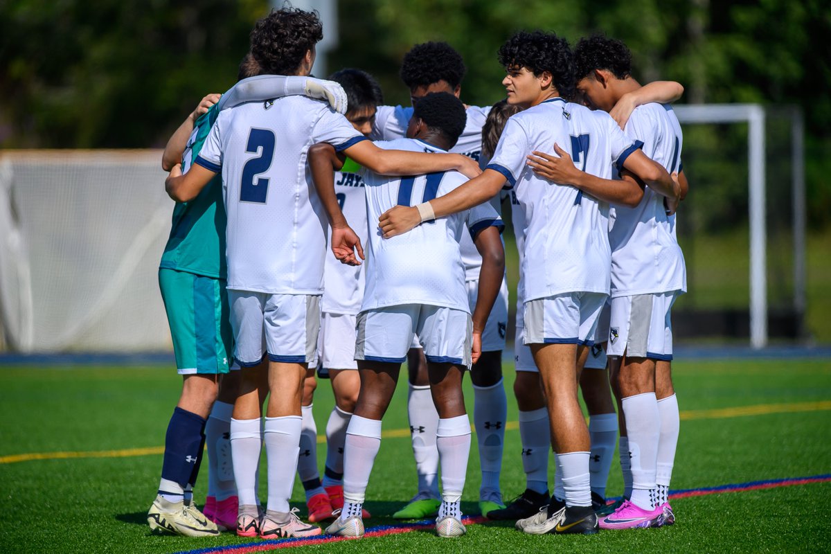 Great Northeast Athletic Conference (@thegnac) on Twitter photo ⚽️ Preseason Poll ⚽️
Both reigning #theGNAC Soccer champions <a href="/USJ_BlueJays/">USJ Blue Jays</a> (Men's) and <a href="/ECSaints/">EC Saints</a> (Women's) look to repeat as they were selected as the preseason poll favorites! Visit thegnac.com for the full rankings.
#d3soccer ⚽️ Preseason Poll ⚽️
Both reigning #theGNAC Soccer champions <a href="/USJ_BlueJays/">USJ Blue Jays</a> (Men's) and <a href="/ECSaints/">EC Saints</a> (Women's) look to repeat as they were selected as the preseason poll favorites! Visit thegnac.com for the full rankings.
#d3soccer