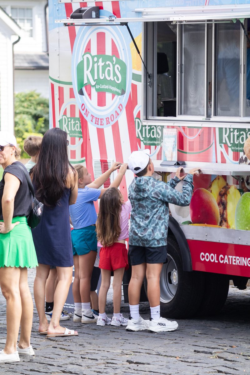 TrumpCharlotte's tweet image. Our Back to School Bash was a huge success, featuring fun, games, and fantastic community spirit! Thanks to our local vendors and emergency service personnel for a memorable Touch-a-Truck experience, and special thanks  to our members for donating to our school supply drive! 📚🚒
