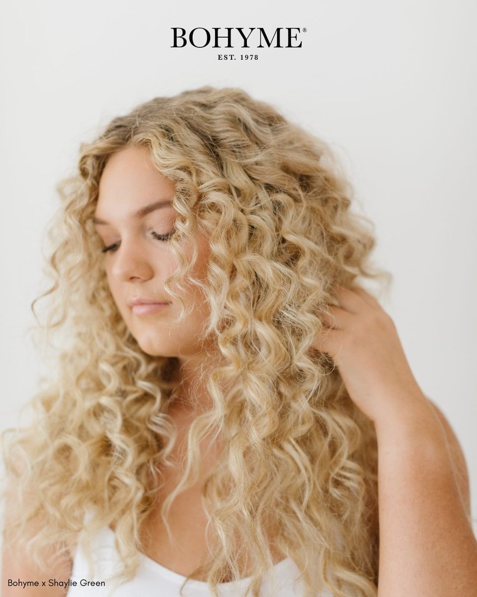 bohyme's tweet photo. We've got deep love for our Deep Wave extensions! Available in hand-tied or machine-tied styles, 12"-22", and a breadth of colors. DM us for a match! Plus, get fast, FREE U.S. shipping. #Bohyme #Hairextensions #DeepWave #curlyhair https://t.co/lEvrtS1zaW
