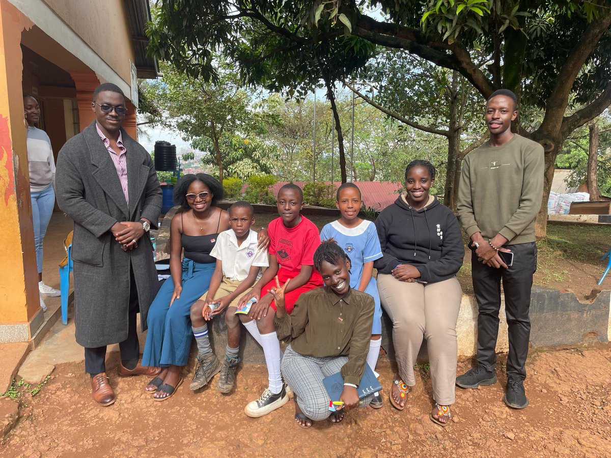 Rotaract_MUK's tweet image. *Wash Wash Wash!*🤩 Our team visited Makerere Primary School for the WASH project! We: ✨Donated a water tank 💧✨Taught kids about antimicrobial resistance 🦠 ✨Paid fees for 3 kids in need .Thrilled to make a difference ✨ #ItsTimeToJoinRotaract #QualityEducation #SDGs #Youth