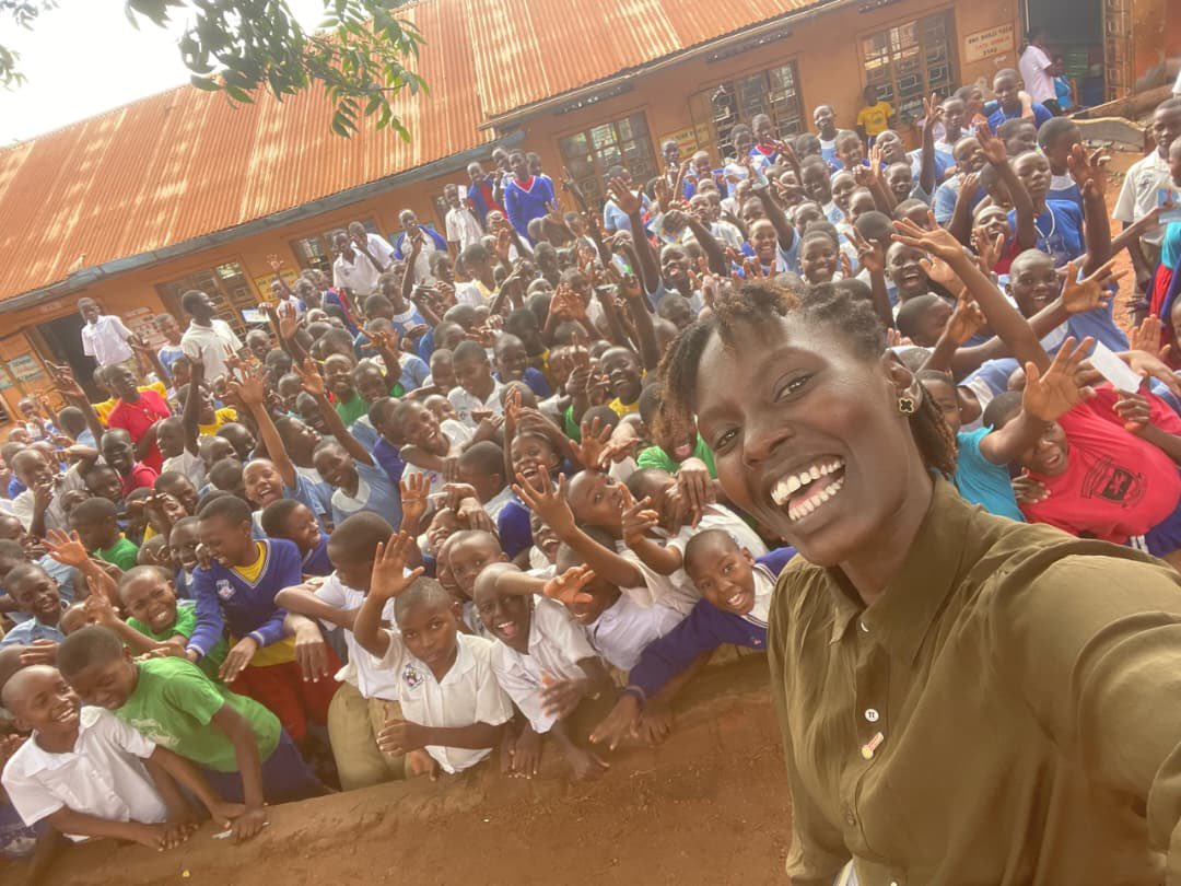 Rotaract_MUK's tweet image. *Wash Wash Wash!*🤩 Our team visited Makerere Primary School for the WASH project! We: ✨Donated a water tank 💧✨Taught kids about antimicrobial resistance 🦠 ✨Paid fees for 3 kids in need .Thrilled to make a difference ✨ #ItsTimeToJoinRotaract #QualityEducation #SDGs #Youth