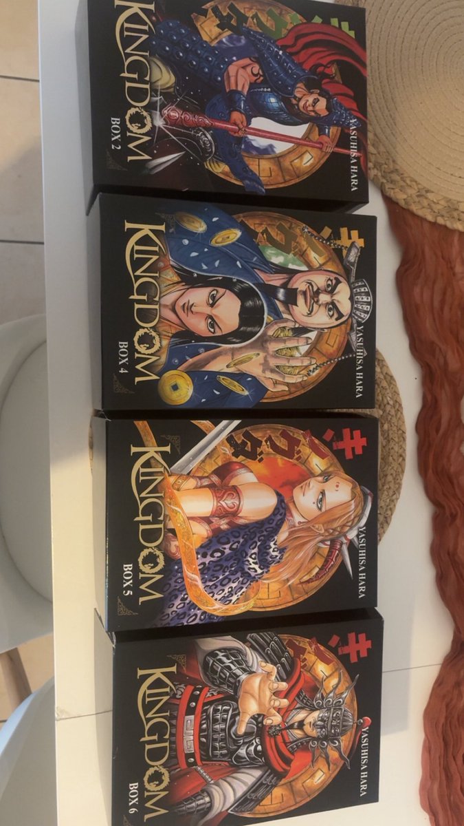 Les amis, je vends les tomes 1 à 66 de Kingdom avec les box 2,4,5,6 et leur posters et ex libris si ça en intéresse certains