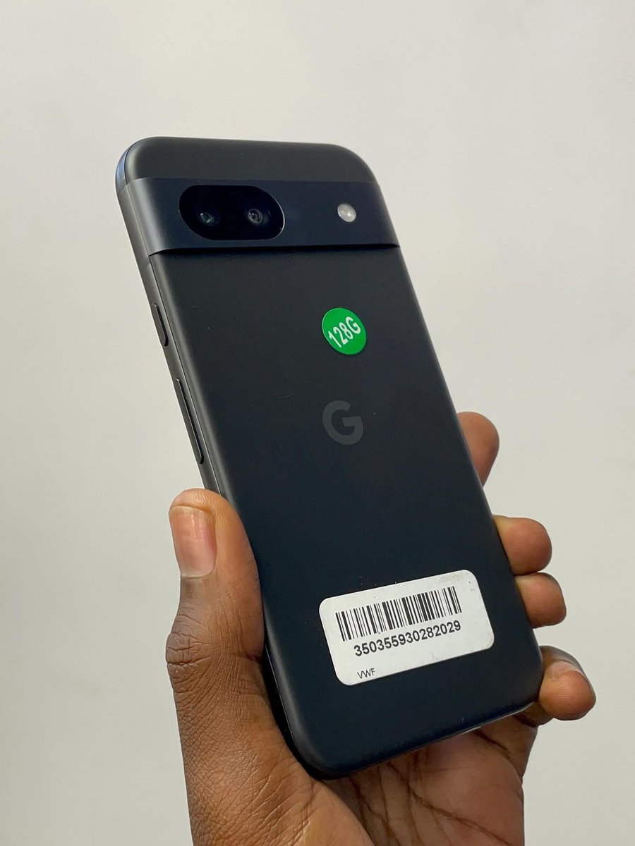 RollyElectronic's tweet photo. Ne manquez pas l’occasion de l’avoir entre vos mains !💥📦

Google pixel 8 
@149.900fcfa 

-128Go de mémoire 
-Troc est autorisé
 
☎️699044719

#pixel8 #googlepixel #googlereviews #Technologie #Smartphone #Leader_Electronics #AchatEnLigne https://t.co/16qKdTs85O