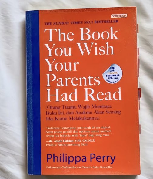 hufftcape's tweet photo. WTB buku The Book You Wish Your Parents Had Read

Plisss kalo ada preloved, komen dong!
#zonauang #zonajajan #prelovedbuku #TheBookYouWishYourParentsHadRead https://t.co/mC7NapULEW