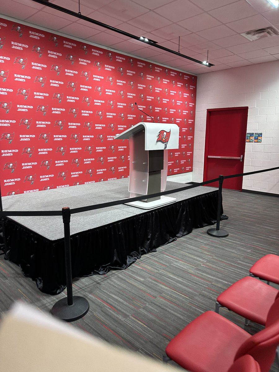 iblinks's tweet image. A few more photos and a video.