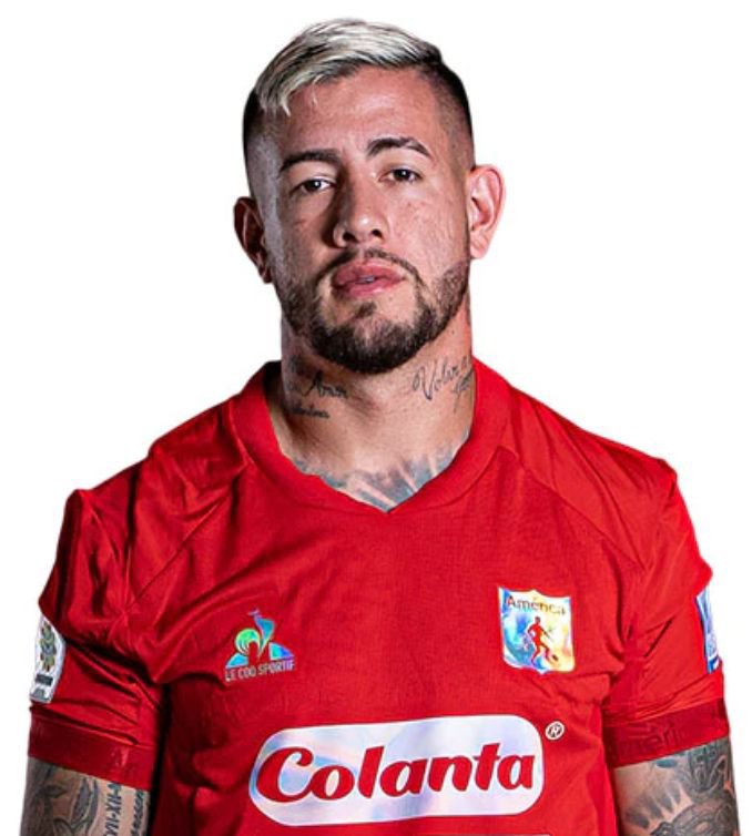 AgendaEscarlata's tweet photo. 🚨 Rodrigo Holgado será titular esta noche con @AmericadeCali en el Maracaná 🇧🇷⚽

El delantero fue elegido por el técnico Raimondi para integral el XI titular. https://t.co/dD7bSRnCrr