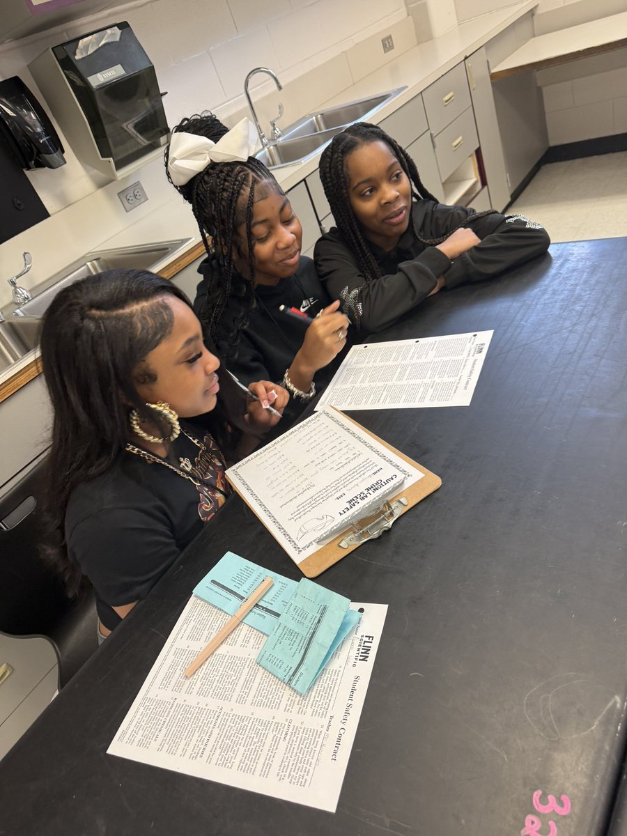 Ms. Williams (@dubsdoesscience) on Twitter photo For our very first "Tell Me Something Good" Tuesday, we are highlighting Mrs. Nunciato for her Lab Safety Crime Scene! ๐๐จ๐ฅผ๐ Way to kick-start the year engaging ss in Scientific Thinking, Collaboration, and Exploration! ๐คฉ <a href="/HumbleISD_TMS/">Timberwood Middle</a> For our very first "Tell Me Something Good" Tuesday, we are highlighting Mrs. Nunciato for her Lab Safety Crime Scene! ๐๐จ๐ฅผ๐ Way to kick-start the year engaging ss in Scientific Thinking, Collaboration, and Exploration! ๐คฉ <a href="/HumbleISD_TMS/">Timberwood Middle</a>