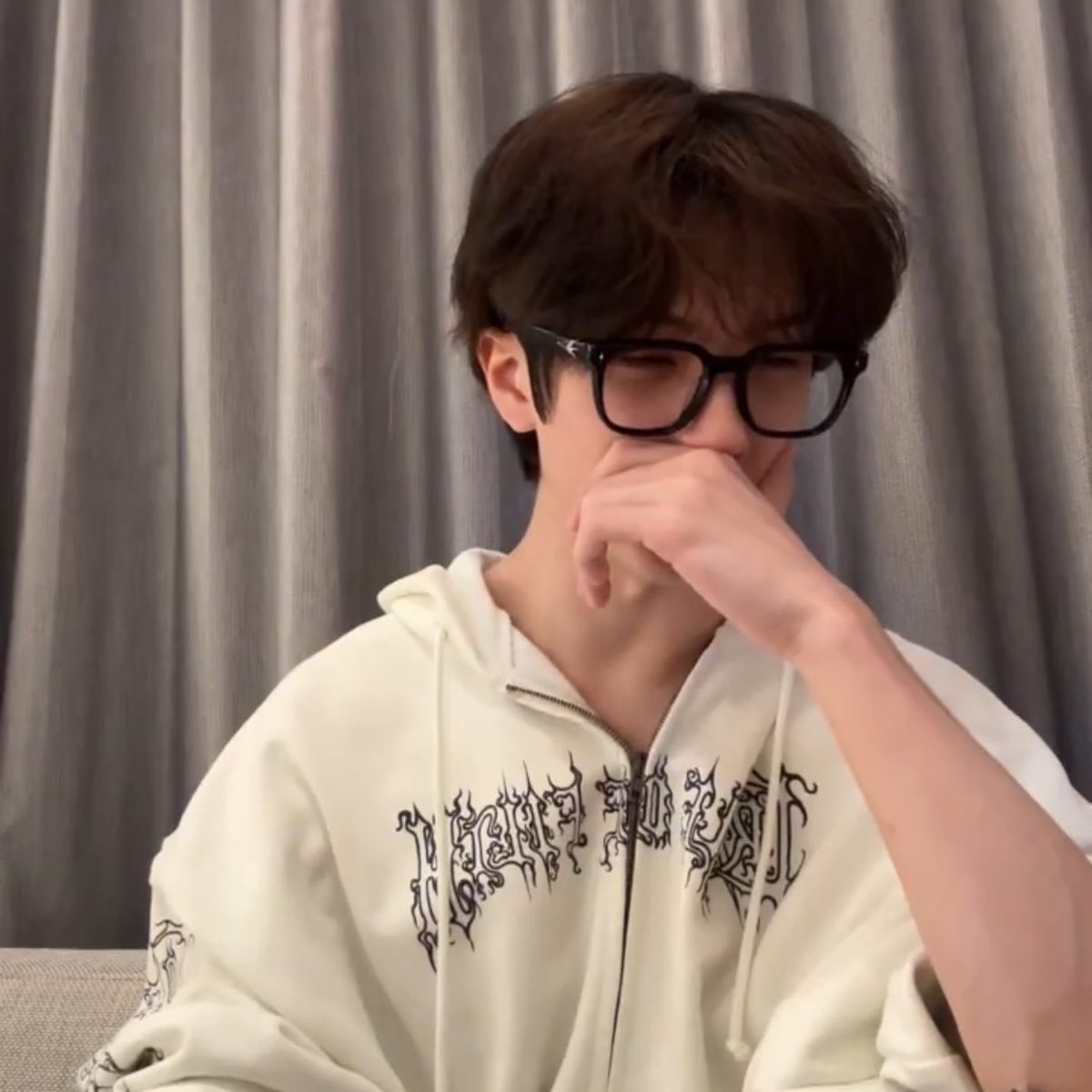 asteriungs's tweet image. boyfriend of all boyfriends