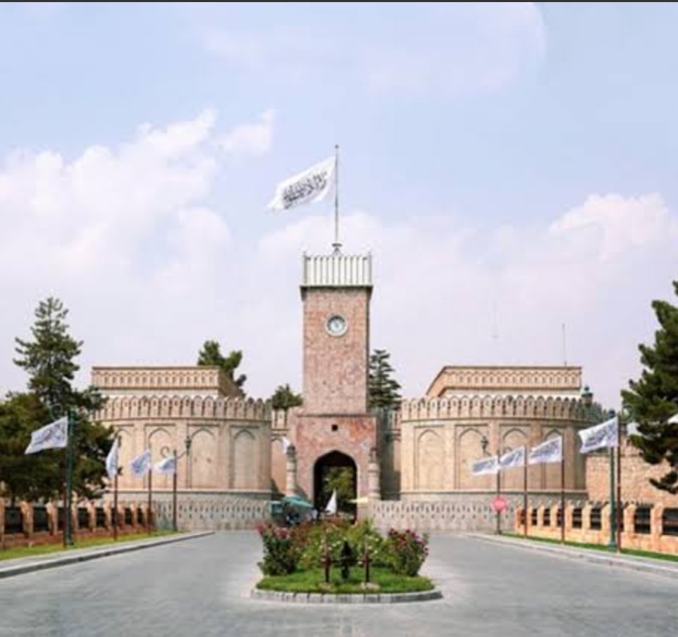 farhad_adv's tweet photo. Englo_Afghan treaty 19th Aug_1919 
اس معاہدے کے تحت امیر افغانستان غازی امان اللہ خان نے برطانوی سامراج سے آزادی لیکر ایک مترقی اور جدید افغانستان کی بنیاد رکھی۔ آج 106 سال پورے ھوئے۔مگر آج حالات یہ ہیں کہ افغانستان پر بلا واسطہ وہی سامراج قابض ھے۔ اسلئے محض جشن منانا بے معنی ھے https://t.co/Emeu5ZOjgn