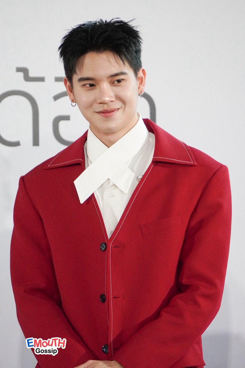 EM_Gossip's tweet photo. อย่ายิ้มเยอะได้มั้ย ใจไม่ดีเลย ✨☺️
#หยิ่นอานันท์ ร่วมพูดคุยในงาน "OLAY Ultra Firming ทุกวัน YOUNG ได้อีก" ♥️
OLAY X YINWAR
#OlayUltraFirmingSerumxYinWar
#yinyin_anw #warwanarat
#OLAYThailand
#OLAYUltraFirming #เซรั่มหน้าเด็ก https://t.co/bSB8Lgckyg
