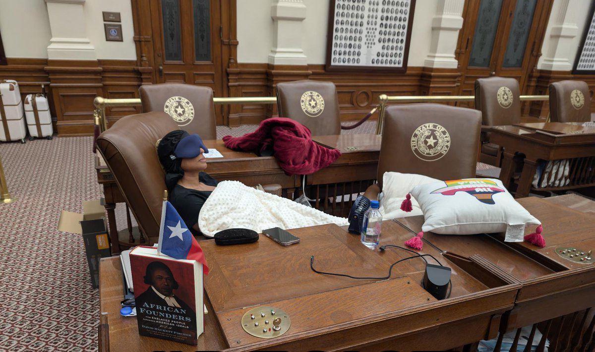 JustTheFacts_68's tweet photo. @GregAbbott_TX "In Texas, we provide freedom and opportunity that can’t be found anywhere else."

Really? Does that freedom include locking a Democrat rep in the chambers because she won't sign your bullshit permission slip? https://t.co/evDUIb1JOW