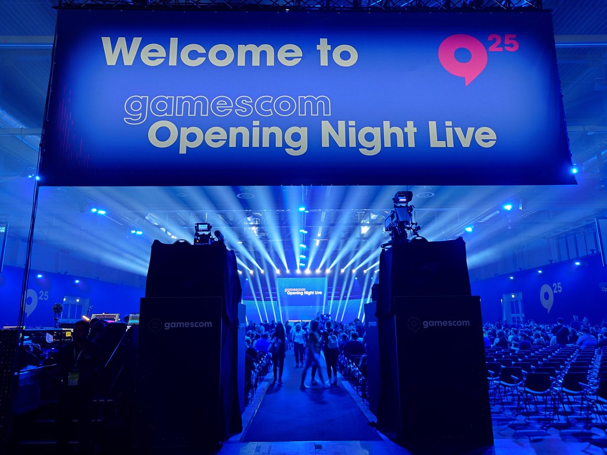 Vattier_'s tweet photo. Hello, @gamescom! https://t.co/2rbicDGJTa
