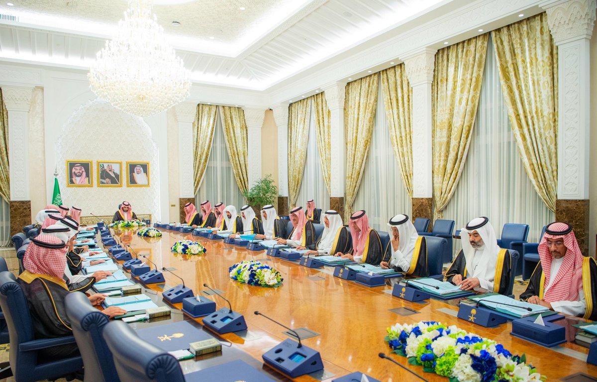 #مجلس_الوزراء يشدّد في سياق متابعته التطورات الإقليمية والدولية؛ إدانته بأشد العبارات تصريحات رئيس وزراء حكومة الاحتلال الإسرائيلي بشأن ما يُسمى "رؤية إسرائيل الكبرى"، والرفض التام للأفكار والمشاريع الاستيطانية والتوسعية لسلطات الاحتلال، ويؤكد الحق التاريخي والقانوني للشعب