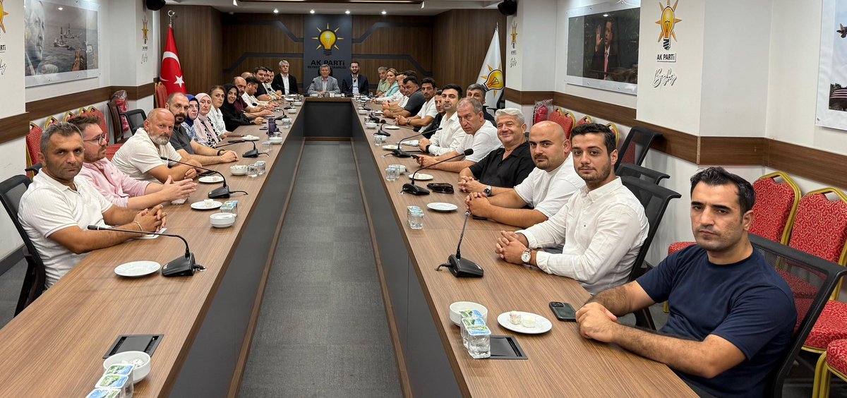 AK PARTİ BEYKOZ (@beykozakparti) on Twitter photo Haftalık Olağan Yönetim Kurulu Toplantımızı İlçe Başkanımız <a href="/akozkanaydugan/">Özkan Ayduğan</a> riyasetinde ve İl Sorumlumuz <a href="/zeynettin_aydin/">Zeynettin AYDIN</a> katılımlarıyla gerçekleştirdik. Haftalık Olağan Yönetim Kurulu Toplantımızı İlçe Başkanımız <a href="/akozkanaydugan/">Özkan Ayduğan</a> riyasetinde ve İl Sorumlumuz <a href="/zeynettin_aydin/">Zeynettin AYDIN</a> katılımlarıyla gerçekleştirdik.
