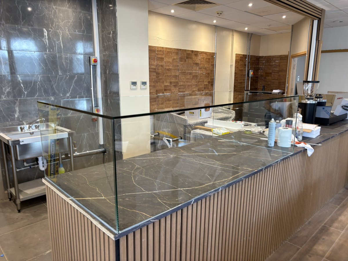 mark hamill tweet media