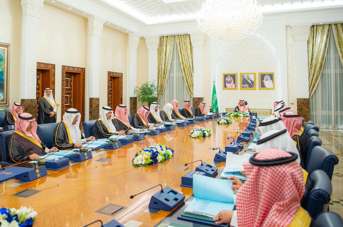 #مجلس_الوزراء يعبّر بمناسبة "اليوم العالمي للعمل الإنساني" الذي يوافق اليوم، عن اعتزازه بالمسيرة المباركة للمملكة العربية السعودية في هذا المجال منذ تأسيسها وحتى العصر الحاضر، داعمة للإنسان وتنميته بمبادئ ثابتة مستمدة من الدين الإسلامي الحنيف والقيم النبيلة؛ مما رسخ مكانتها ضمن