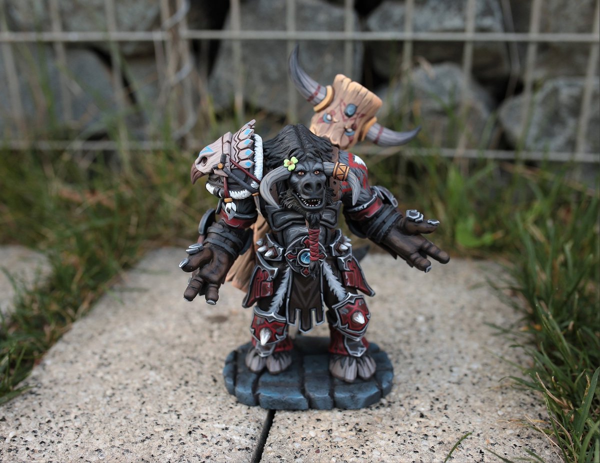 There are now 2 slots for a custom tauren figure! 🐮
Any of your armor and weapons, any pose you want.
Polymer clay, acrylic paints.
$650-750.
PayPal payment.

✉️DM me to make a custom order.
#warcraft #sculpture