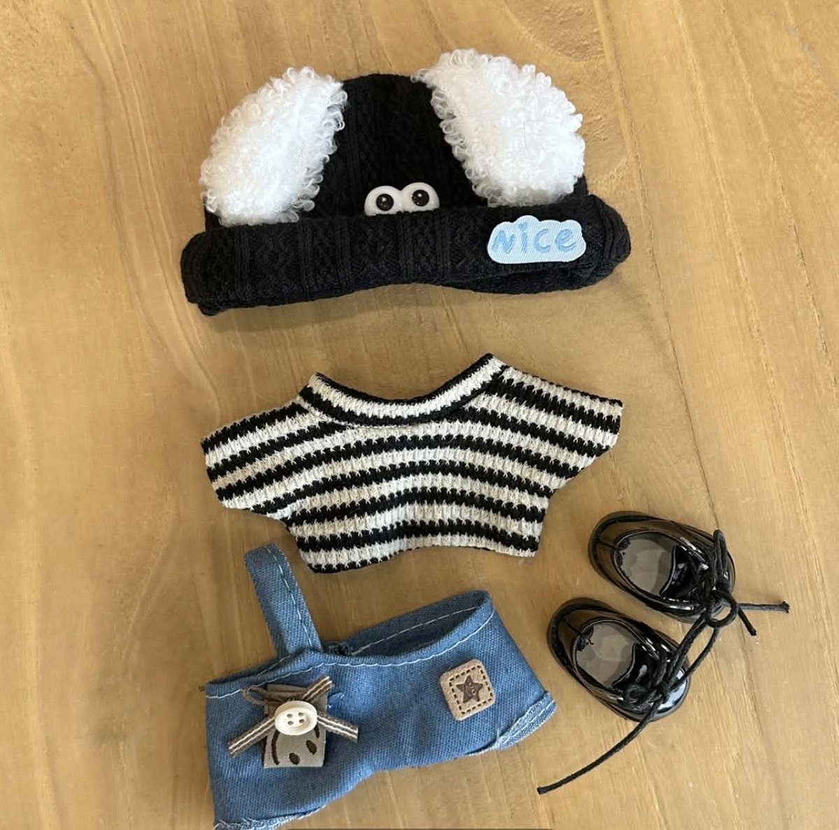 Нөгөө Лабубунд хувцас авч өгөхөөс энэ эмэгтэй юу эрэгтэй юу