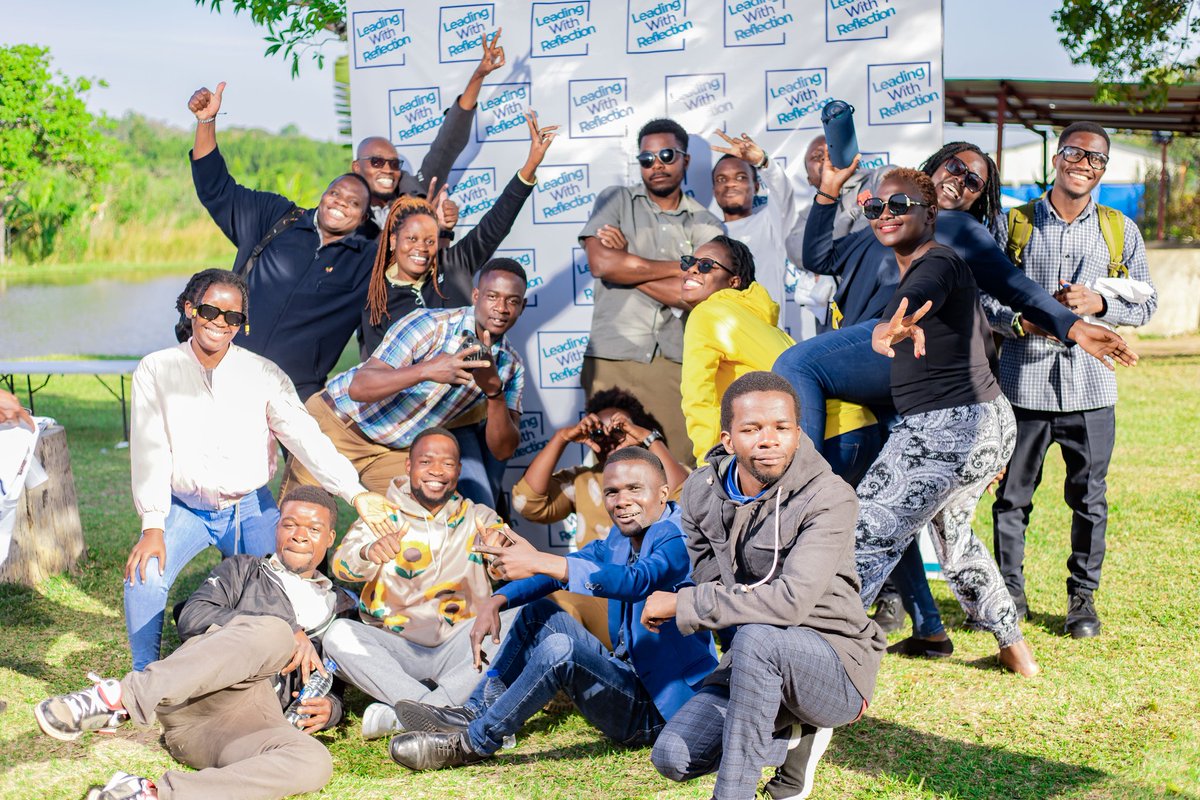 paulatsu2323's tweet image. Just wrapped up 2 days of Leading with Reflections with @ELivelihoods

Reflection isn’t slowing down ,it’s growing forward. As individuals &amp;amp; as an organisation, we learnt, shared &amp;amp; reconnected with purpose.

Full article with insights coming soon! 👀

#TeamReflections