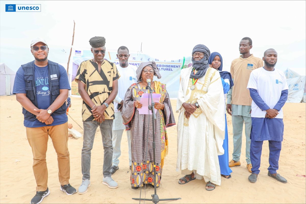 UnescoBamako's tweet photo. #Tombouctou
Pour promouvoir la paix et le vivre ensemble, l’UNESCO, le @UNHCRMali, la #COMNAT et les #Clubs pour l’UNESCO au Mali ont organisé, le 9 août 2025 à Al Amar, Tombouctou, la 19e édition du Camp Chantier de #Reboisement et d’Échanges #Culturels. https://t.co/OBGlieb1VJ