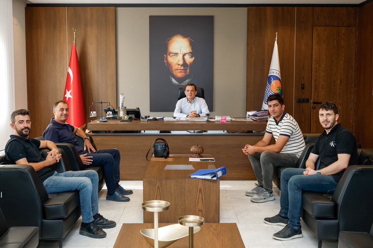Mersin Yenişehir Belediyesi (@yenisehir_bel) on Twitter photo Başkanımız <a href="/EczAOzyigit/">Abdullah Özyiğit</a>, İnşaat Mühendisleri Odası Başkanı Hüseyin Erkan ve yönetimini makamında ağırladı. Ortak projeler ve işbirliklerine yönelik fikir alışverişinde bulunuldu. Başkanımız <a href="/EczAOzyigit/">Abdullah Özyiğit</a>, İnşaat Mühendisleri Odası Başkanı Hüseyin Erkan ve yönetimini makamında ağırladı. Ortak projeler ve işbirliklerine yönelik fikir alışverişinde bulunuldu.