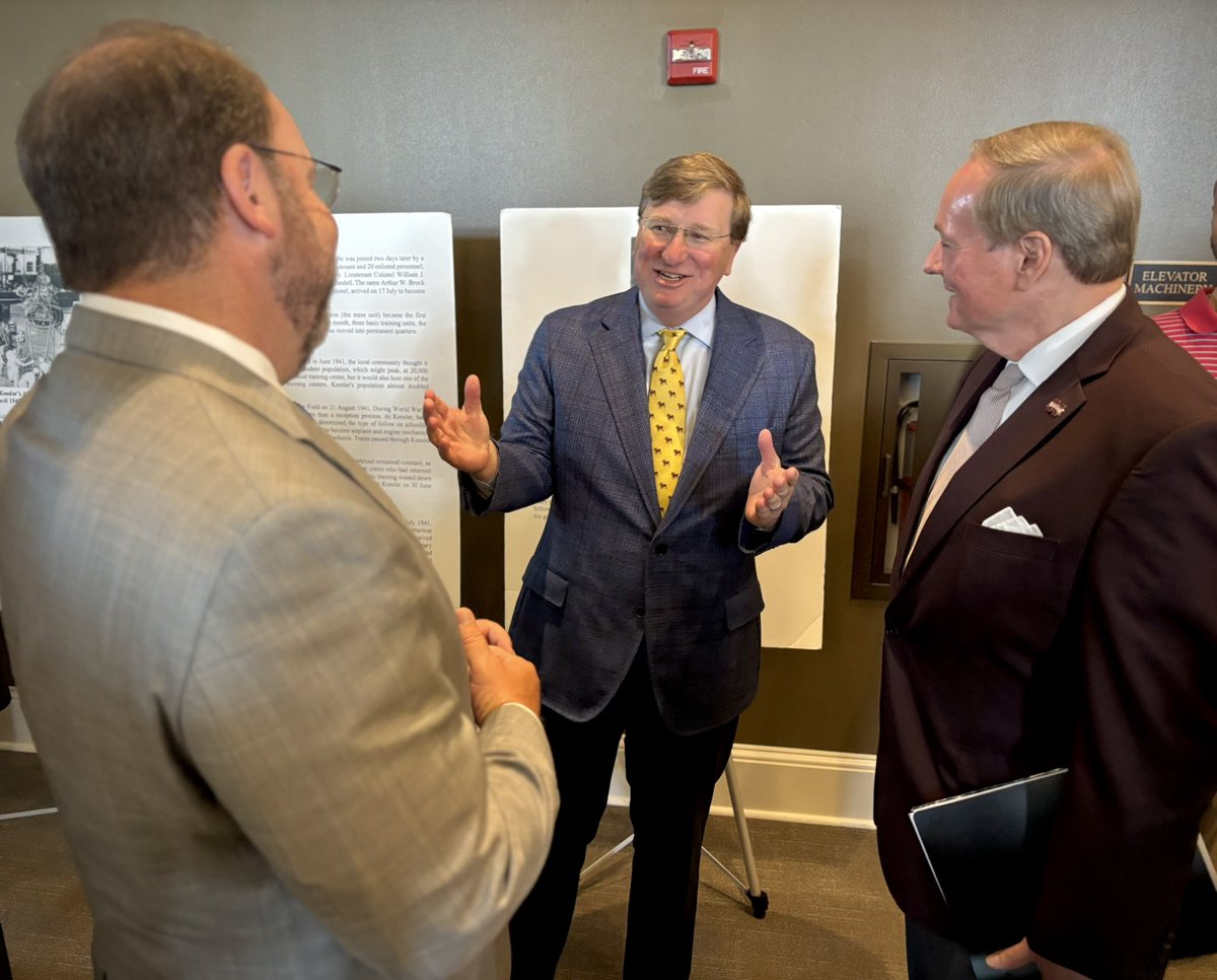 Governor Tate Reeves tweet media