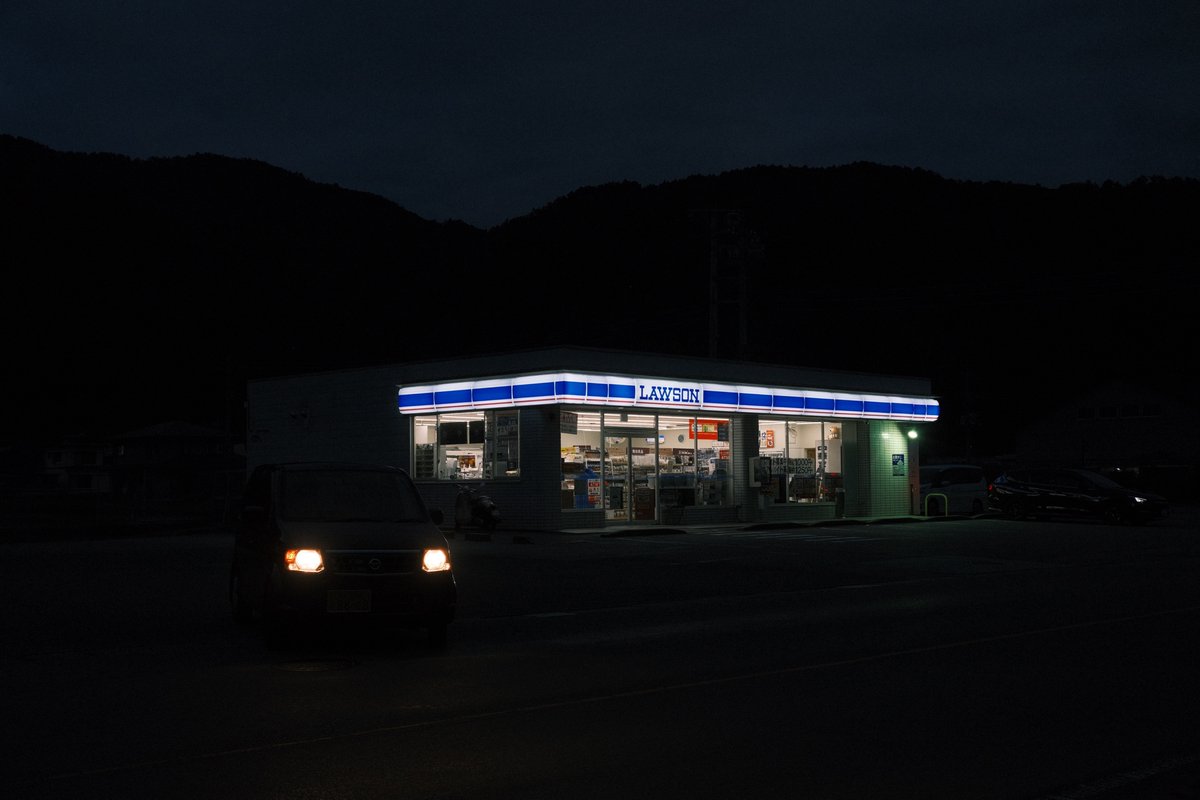 We grew up with games that let you wander quiet streets at night, listen to the rain, and talk to strangers.
inKONBINI is our love letter to that feeling, atmospheric, slow, and gently adventurous.
It’s not just cozy. It’s meditative.