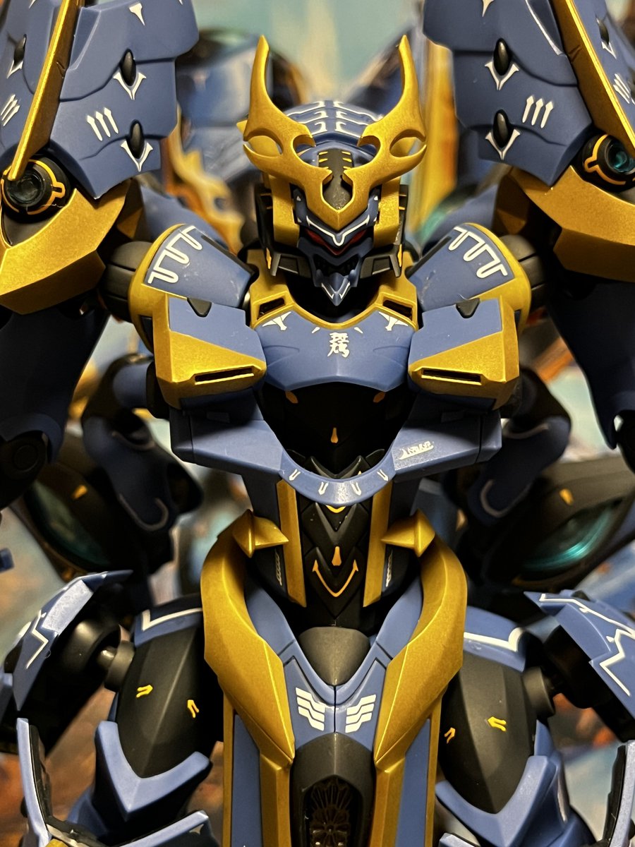 k_atra's tweet photo. #MODEROID  DX-SCALE イカルガ
完成とします。
ゴールドはランナー塗装、クリアパーツの裏はシルバーのマーカー塗装です。
それ以外はそのまま組んでます。
デカールも貼って、クリアパーツ以外はつや消しでトップコート。
めちゃくちゃ良いですねこのキット。
達成感と満足感がすごい…！ https://t.co/kavssVq99K